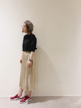 「Te chichi TERRASSE」｜「アイテム（スニーカー）」を使った、RISA HARADAさん（レディース・165cm）の秋コーディネート