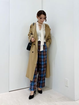 「Te chichi TERRASSE（テチチテラス）のアイテム（トレンチコート）」を使った、RISA HARADAさん（レディース・165cm）の秋コーディネート