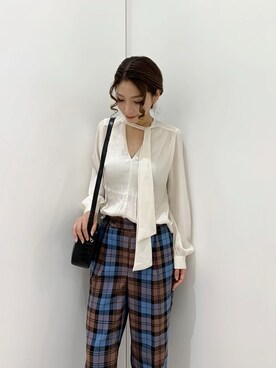 「Te chichi TERRASSE」｜「アイテム（パンツ）」を使った、RISA HARADAさん（レディース・165cm）の秋コーディネート