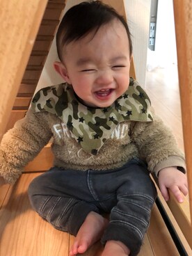 「西松屋（ニシマツヤ）のアイテム（ニット/セーター、ベージュ系）」を使った、haruさん（キッズ・80cm）の春コーディネート