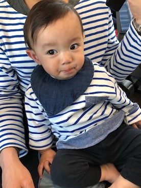 「apres les cours（アプレレクール）のシャツレイヤード長袖Tシャツ（Tシャツ/カットソー、ブルー系）」を使った、haruさん（キッズ・80cm）の春コーディネート