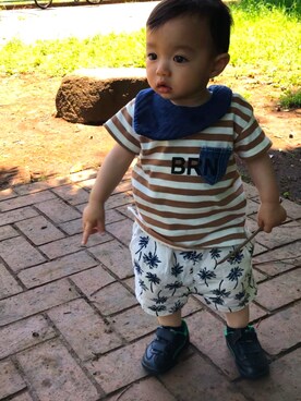 「BRANSHES（ブランシェス）の【おそろい】デニムポケット半袖ボーダーTシャツ（Tシャツ/カットソー、イエロー系）」を使った、haruさん（キッズ・80cm）の春コーディネート