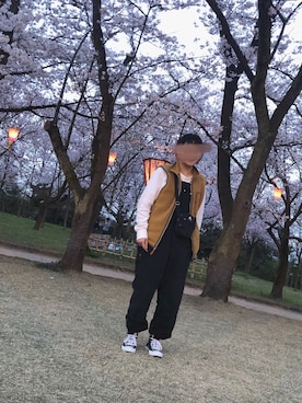 「patagonia」｜「アイテム（サロペット/オーバーオール）」を使った、あんこさん（レディース・159cm）の春コーディネート