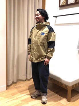 「アウターコーデ」｜「アイテム（マウンテンパーカー）」を使った、たにさん（メンズ・170cm）の冬コーディネート