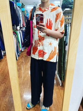 「アロハシャツ」｜ゆりぃさん（レディース・168cm）の秋コーディネート