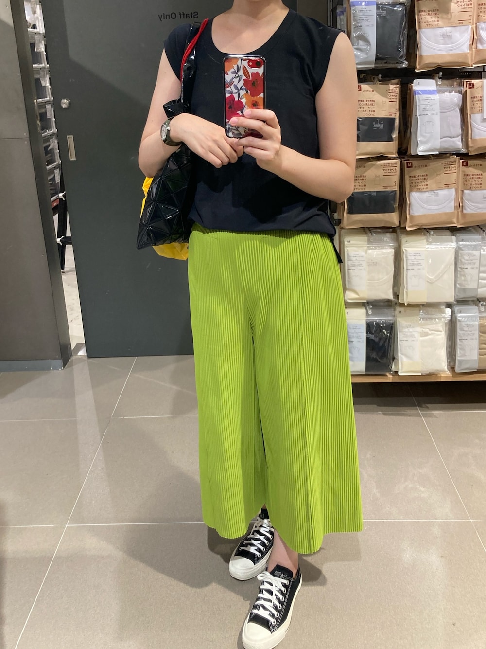 プリーツプリーズ me ミー パンツ ISSEY MIYAKE イッセイミヤケ  