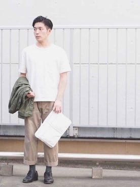 「PORTER（ポーター）のアイテム（クラッチバッグ）」を使った、mizuki.kurkawaさん（メンズ・172cm）の夏コーディネート