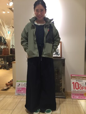 「花見」｜「アイテム（ブルゾン）」を使った、小林さん（レディース・155cm）の春コーディネート