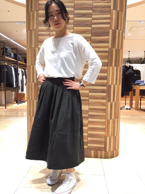 小林（BEAVER名古屋店 ）｜GRANDMA MAMA DAUGHTERのスカートを使ったコーディネート - WEAR