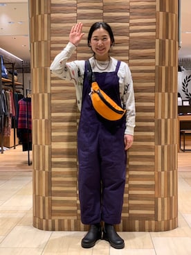 「TIGRE BROCANTE（ティグルブロカンテ）のアイテム（オールインワン・サロペット）」を使った、小林さん（レディース・155cm）の冬コーディネート