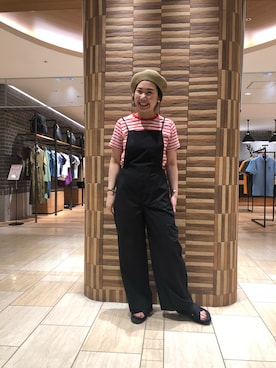 「MANASTASH（マナスタッシュ）のアイテム（オールインワン・サロペット）」を使った、小林さん（レディース・155cm）の春コーディネート