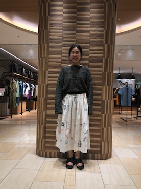 「ボヘミアンズ」｜「アイテム（ニット/セーター）」を使った、小林さん（レディース・155cm）の春コーディネート