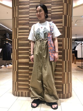 「ボヘミアンズ」｜「アイテム（Tシャツ/カットソー）」を使った、小林さん（レディース・155cm）の夏コーディネート