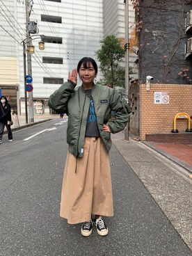 「MANASTASH（マナスタッシュ）のアイテム（MA-1）」を使った、小林さん（レディース・155cm）の冬コーディネート