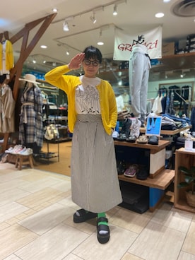 「and wander（アンドワンダー）のアイテム」を使った、小林さん（レディース・155cm）の春コーディネート