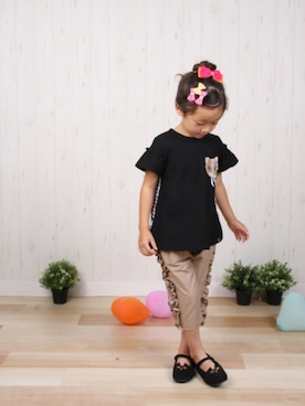 「nino（ニノ）の[90-120]Ｔシャツ　ねこワッペン（Tシャツ/カットソー、ブラック系）」を使った、LaLaLa.....✧︎*。さん（キッズ・120cm）の春コーディネート