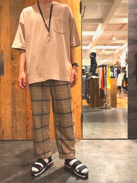 「タータンチェック」｜「アイテム（アナログ腕時計）」を使った、たろまつさん（メンズ・176cm）の春コーディネート