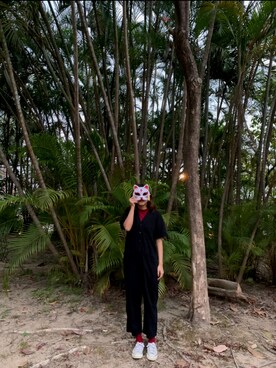 「MONKI（モンキ）のアイテム（つなぎ/オールインワン）」を使った、Bega Ngaiさん（レディース・167cm）の春コーディネート