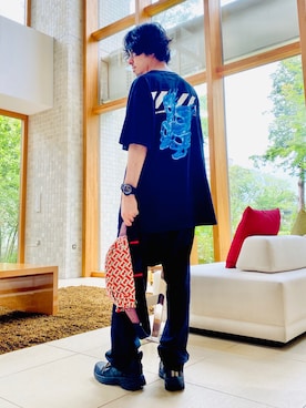 「オフホワイト」｜「アイテム（アナログ腕時計）」を使った、BFさん（メンズ・175cm）の夏コーディネート