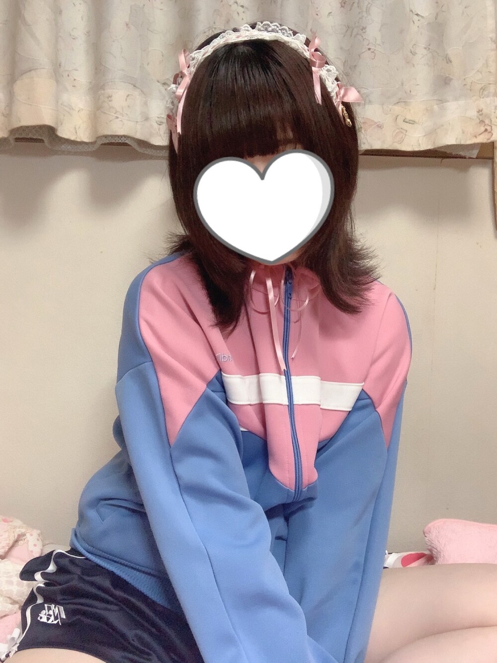 「adidasのアイテム（ジャージ、ピンク系）」を使った、愛ゆえにさん（レディース・154cm）の夏コーディネートの1枚目の写真