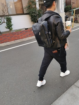 「CONVERSE（コンバース）のアイテム（パンツ）」を使った、uki0929さん（メンズ・163cm）の冬コーディネート