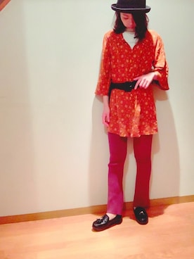 「OOPS（ウップス）のアイテム（トップス）」を使った、bcmonzさん（レディース・164cm）の秋コーディネート