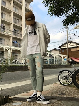 「CONVERSE（コンバース）のアイテム（ナイロンジャケット）」を使った、ダイさん（メンズ・175cm）の秋コーディネート