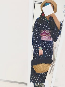 「CONVERSE（コンバース）のアイテム（スニーカー、ブルー系）」を使った、000rinrin000さん（レディース）の秋コーディネート