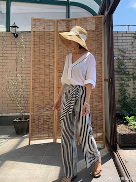 「EQUIPMENT（エキップモン）のアイテム」を使った、圈圈さん（レディース・158cm）の夏コーディネート