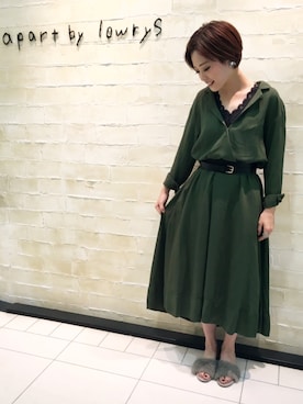 「ファーサンダル」｜sumireさん（レディース・157cm）の秋コーディネート