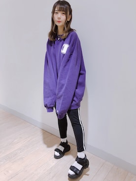 「スポサン」｜「アイテム（スウェット）」を使った、もいちゃん（飯田桃妃）さん（レディース・158cm）の秋コーディネート