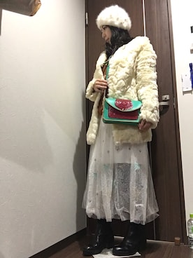 「LIPSERVICE（リップサービス）のアイテム（その他アウター）」を使った、Eri Suzukievaさん（レディース・157cm）の冬コーディネート