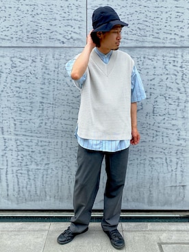 「MAISON SPECIAL（メゾンスペシャル）のハイツイストハニカムオーバーサイズVネックニットベスト 【MAISON SPECIAL/メゾンスペシャル】（ベスト、グレー系）」を使った、takahirouedaさん（メンズ・175cm）の春コーディネート