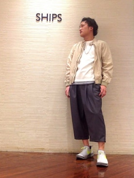 「SHIPS JET BLUE（シップスジェットブルー）のアイテム（シューズ）」を使った、板井さん（メンズ・174cm）の春コーディネート