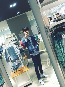 「PULL&BEAR（プルアンドベア）のアイテム（デニムジャケット）」を使った、豆さん（メンズ・183cm）の春コーディネート