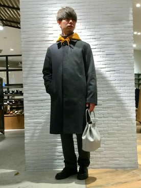 「GLOBAL WORK（グローバルワーク）のアイテム（ステンカラーコート）」を使った、kenjiさん（メンズ・165cm）の冬コーディネート