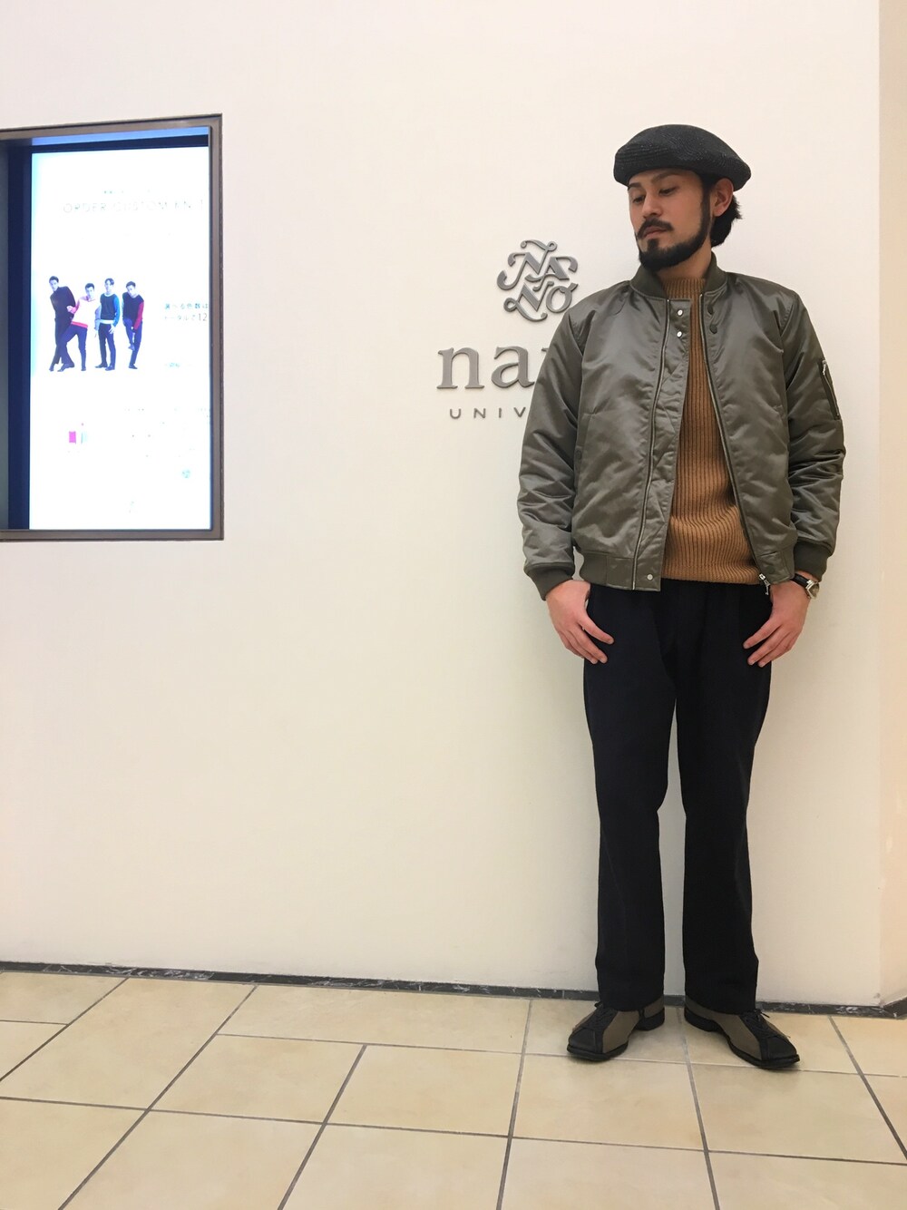 「nanouniverse#ナノユニバース#ナノ#MA-1#アウター#AW#新規」｜「NANO universeのLIMONTAナイロンMA-1（MA-1、グリーン系）」を使った、nanouniverse難波STAFFさん（メンズ・170cm）の秋コーディネートの1枚目の写真