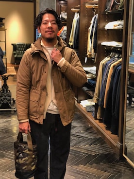 「NANO universe（ナノユニバース）のアイテム（マウンテンパーカー）」を使った、nanouniverse難波STAFFさん（メンズ・173cm）の秋コーディネート