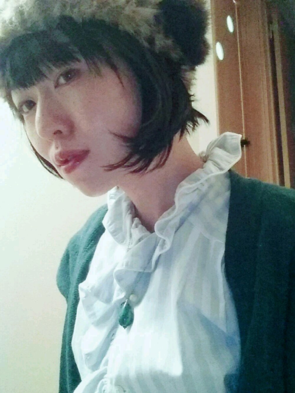「VINTAGE、古着、古着MIX、フリルシャツ、冬コーデ」｜「VINTAGEのアイテム（シャツ/ブラウス、ブルー系）」を使った、みぃさん（レディース・155cm）の秋コーディネートの1枚目の写真