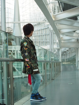 「off white（オフホワイト）のアイテム（その他アウター）」を使った、みずごろーさん（メンズ・168cm）の夏コーディネート