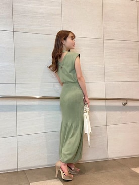 「LIPSERVICE（リップサービス）のアイテム（ワンピース/ドレス）」を使った、arisaさん（レディース・155cm）の夏コーディネート