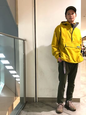 「ベージュスニーカー」｜HIRATSUKAさん（メンズ・167cm）の秋コーディネート