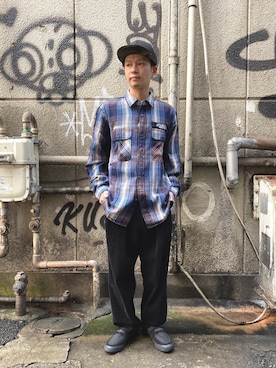 「コーデュロイパンツ」｜「アイテム（スリッポン）」を使った、HIRATSUKAさん（メンズ・167cm）の秋コーディネート