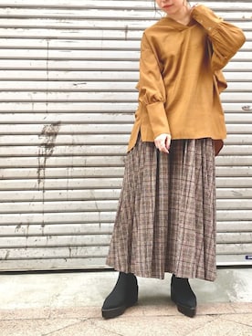 「アイテム（トップス、ベージュ系）」を使った、MIKIさん（レディース・158cm）の秋コーディネート