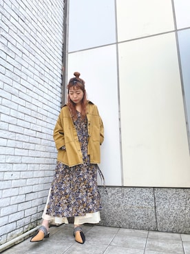「OSMOSIS（オズモーシス）のアイテム（その他アウター）」を使った、MIKIさん（レディース・158cm）の春コーディネート
