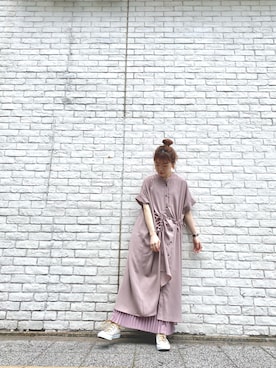 「OSMOSIS（オズモーシス）のアイテム」を使った、MIKIさん（レディース・158cm）の夏コーディネート