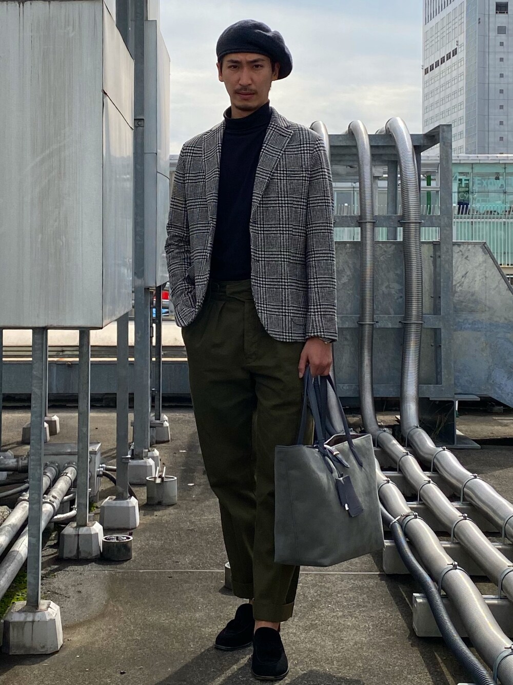 「nano・universe、nanouniverse、ナノユニバース、menswear、mensfashion、mnswr、Lumine、ootd、outfit、fashion」｜「NANO universeのSTANDING DOUBLE：別注ウールベレー（ハンチング/ベレー帽、グレー系）」を使った、nano・universeルミネ新宿 Mensさん（メンズ・180cm）の秋コーディネートの1枚目の写真