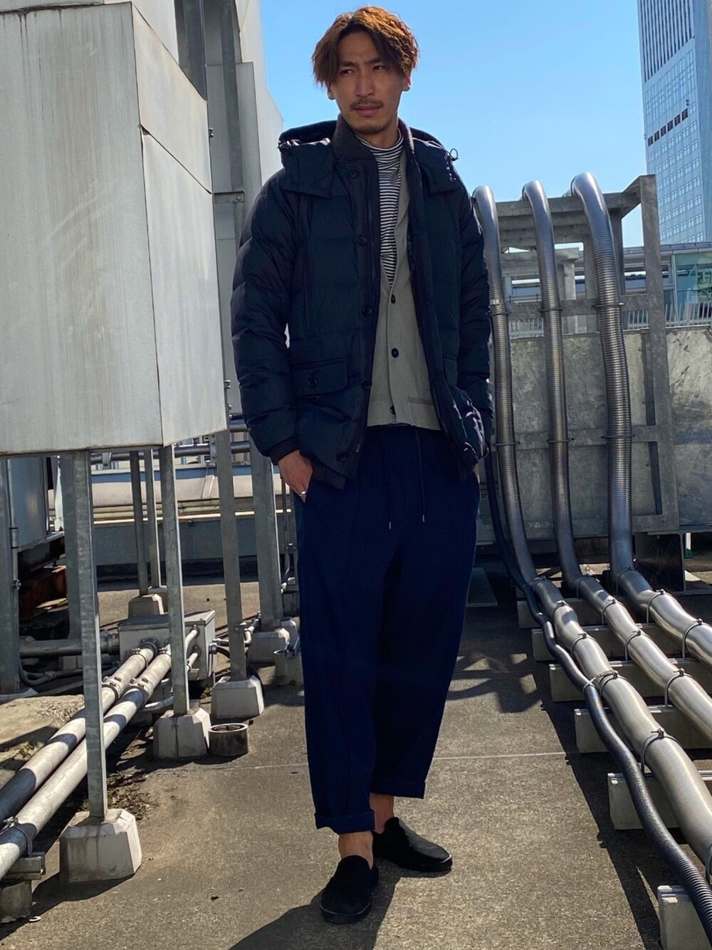 「nanouniverse、ナノユニバース、mensfashion、西川ダウン、ダウン、ロングダウン、fashion、outfit、Lumine、LUMINE新宿」｜「NANO universeの西川ダウン[SHIELD] フードロングダウン（ダウンジャケット/コート、ブルー系）」を使った、nano・universeルミネ新宿 Mensさん（メンズ・170cm）の秋コーディネートの1枚目の写真