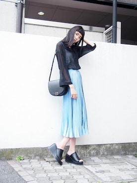 「EMODA（エモダ）のアイテム（シャツ/ブラウス）」を使った、EMODA Official_STAFFさん（レディース・160cm）の春コーディネート