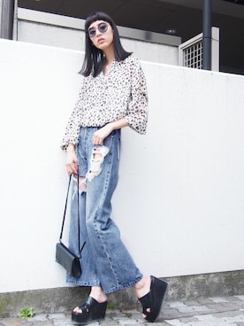 「EMODA（エモダ）のアイテム（シャツ/ブラウス）」を使った、EMODA Official_STAFFさん（レディース・173cm）の春コーディネート